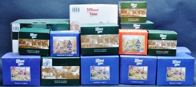 LARGE COLLECTION OF LILLIPUT LANE COTTAGES