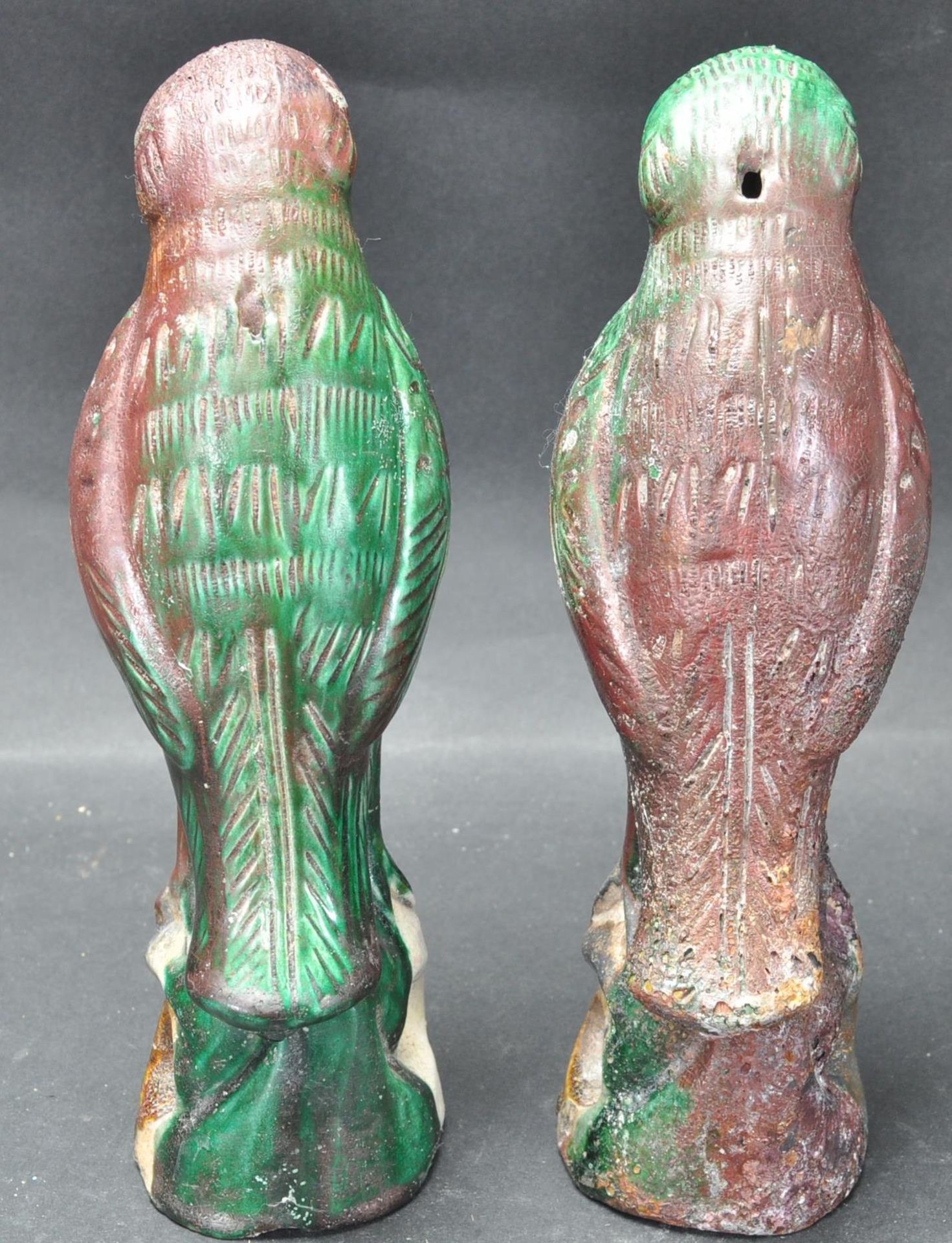 PAIR OF EARLY 20TH CENTURY CHINESE ORIENTAL PARROTS - Image 3 of 6