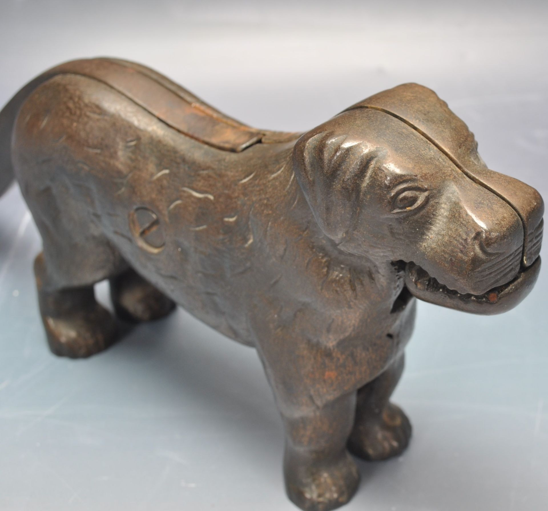 EARLY 20TH CENTURY CAST METAL DOG NUTCRACKER - Image 2 of 5