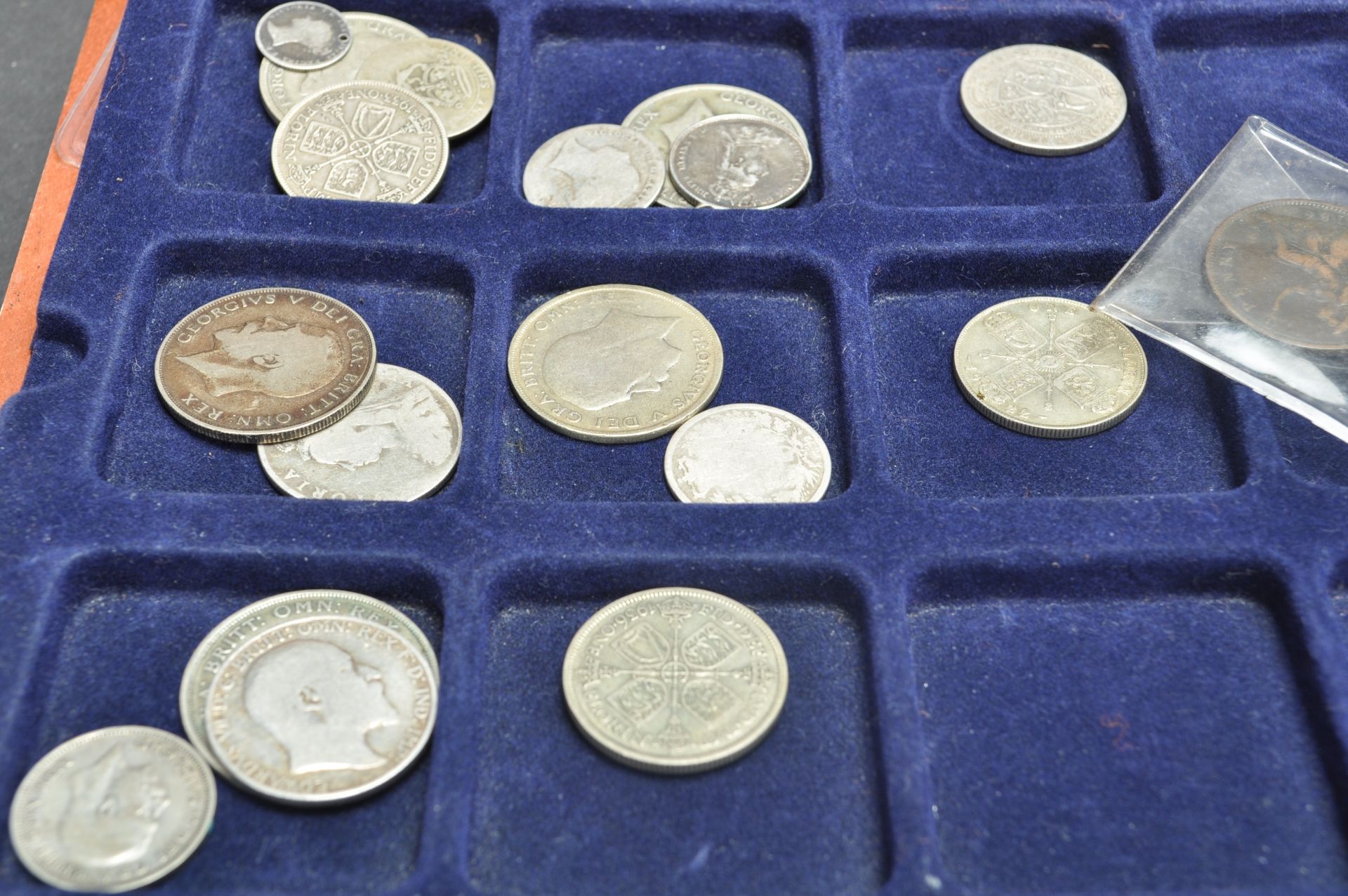 COINS - LARGE COLLECTION OF EARLY 20TH CENTURY COINS - Image 7 of 8