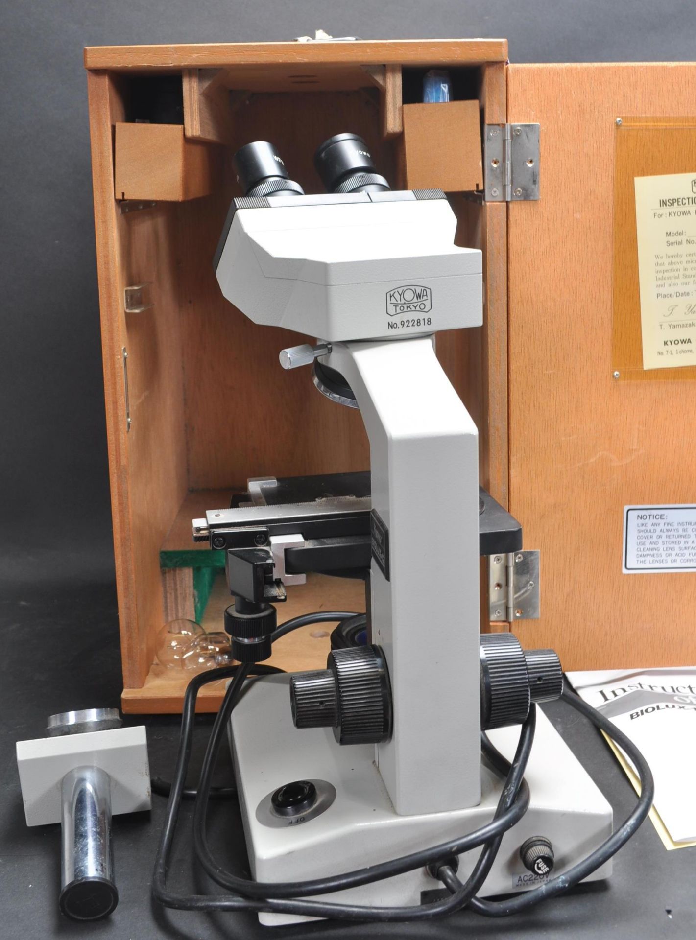 1992 VINTAGE JAPANESE KYOWA MICROSCOPE - Bild 8 aus 9