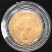 1957 ELIZABETH II 22CT GOLD SOVEREIGN COIN