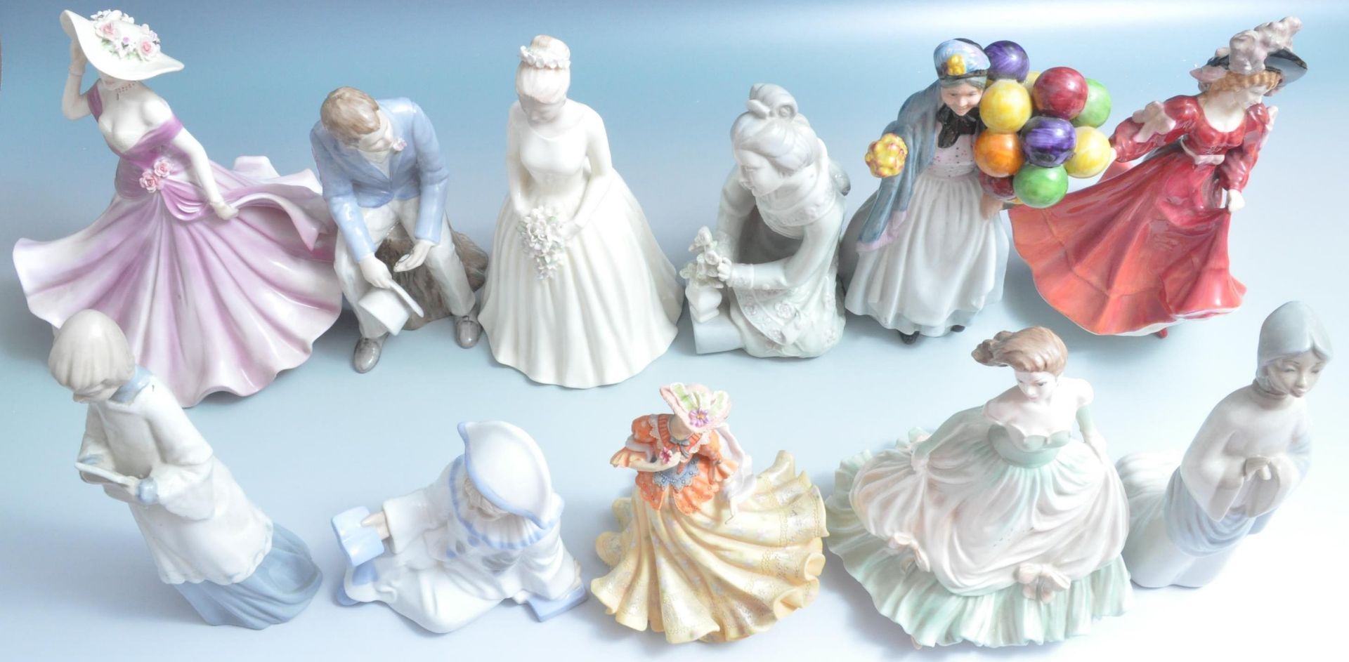 COLLECTION OF VINTAGE 20TH CENTURY CERAMIC FIGURINES - Image 5 of 7