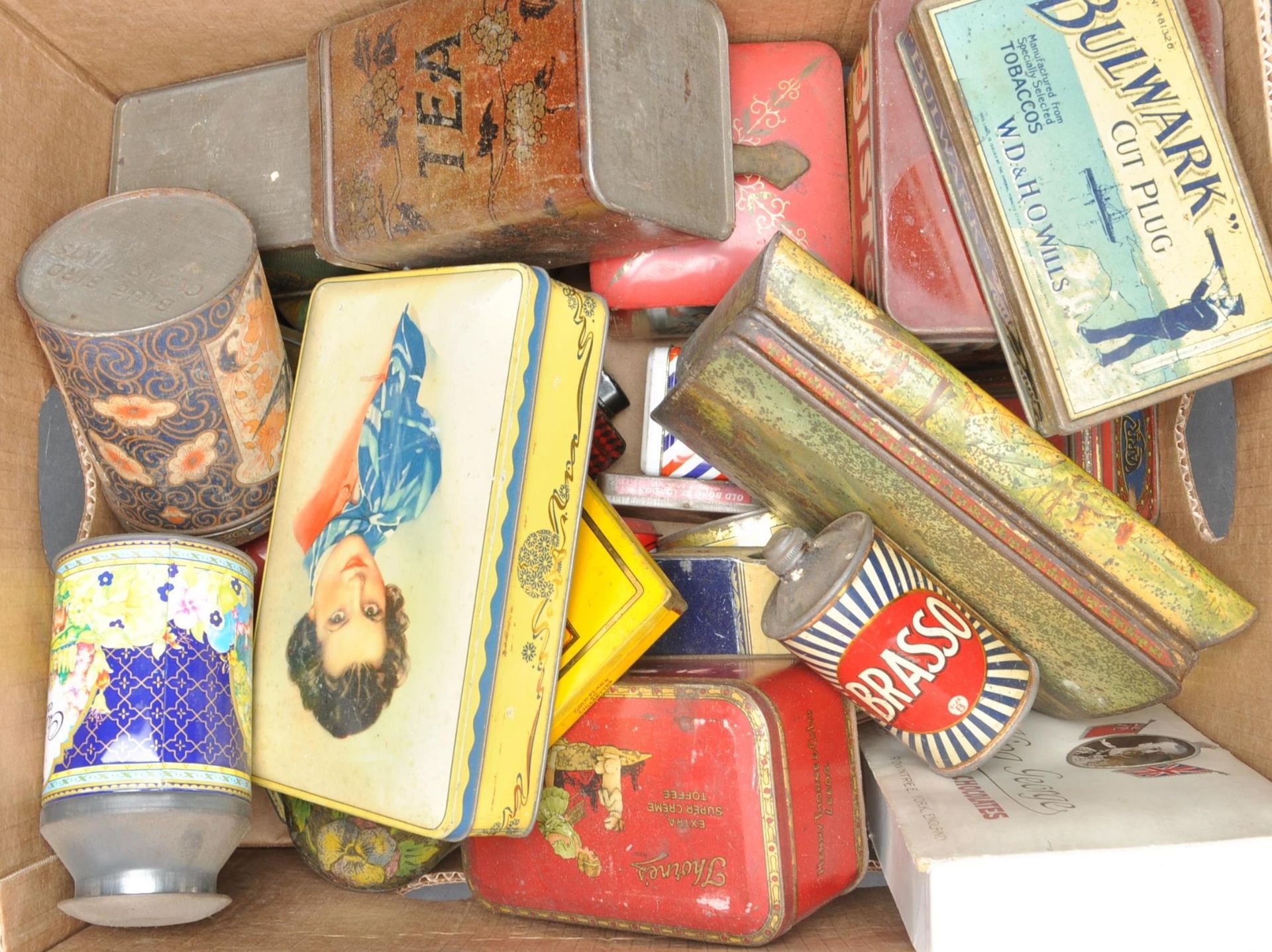 ADVERTISING TINS - A LARGE COLLECTION (X3 BOXES) OF VINTAGE TINS - Image 5 of 6