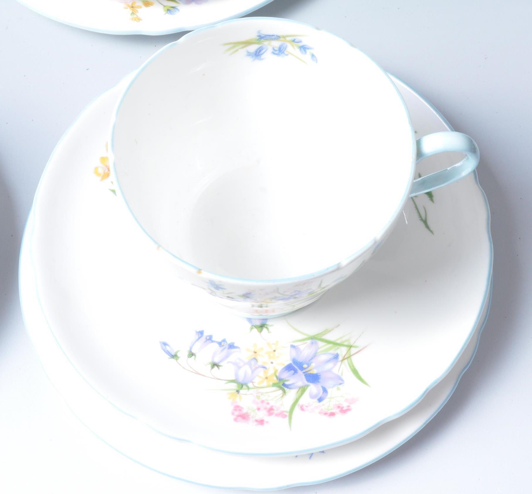 VINTAGE 12 PERSON SHELLEY WILDFLOWERS TEA SERVICE - Image 3 of 7