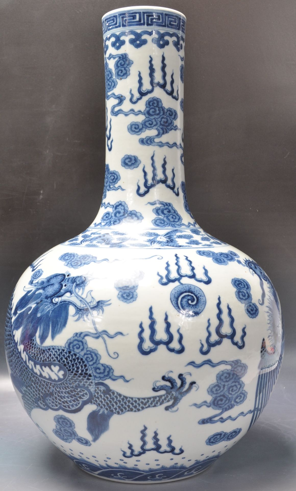 QING DYNASTY CHINESE ORIENTAL BLUE AND WHITE DRAGON AND PHOENIX CELESTIAL VASE - Image 2 of 6