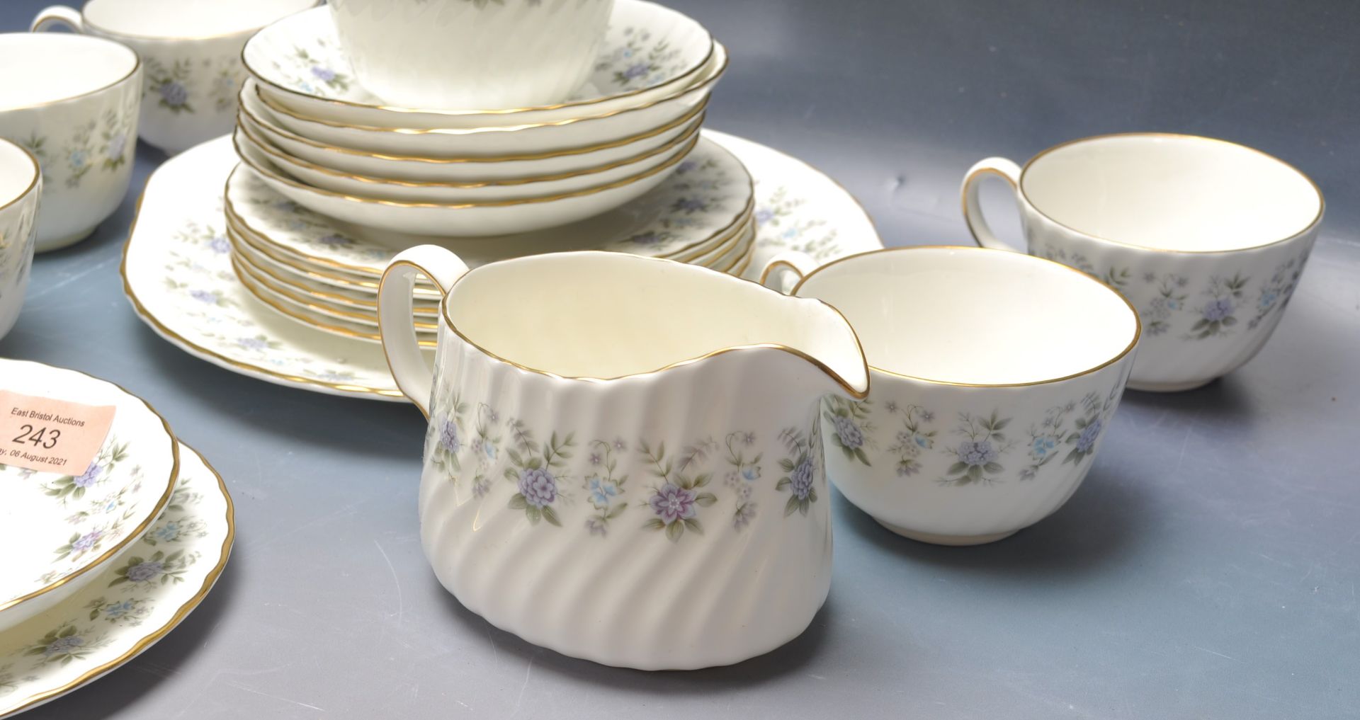 MINTON ALPINE SPRING CHINTZ PATTERN PORCELAIN TEA SET - Image 8 of 10