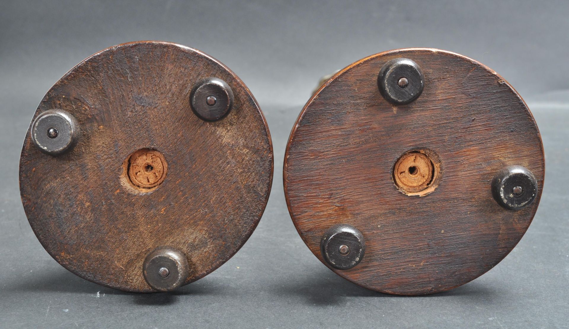 TWO 1920’S OAK ART DECO CANDLESTICKS - Image 6 of 6