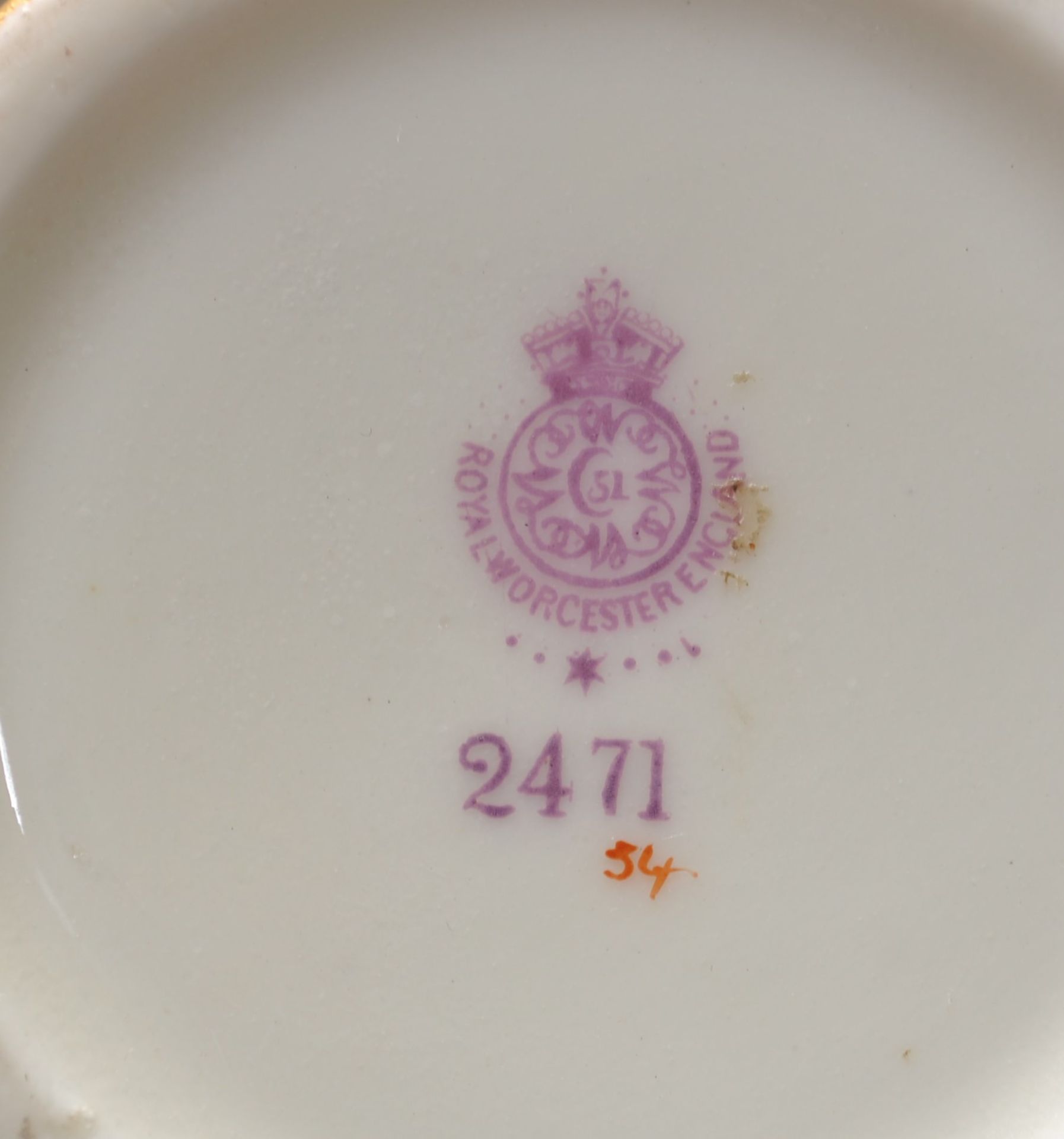 ROYAL WORCESTER R. SEBRIGHT PLATE AND RICKETTS VASE. - Image 3 of 3