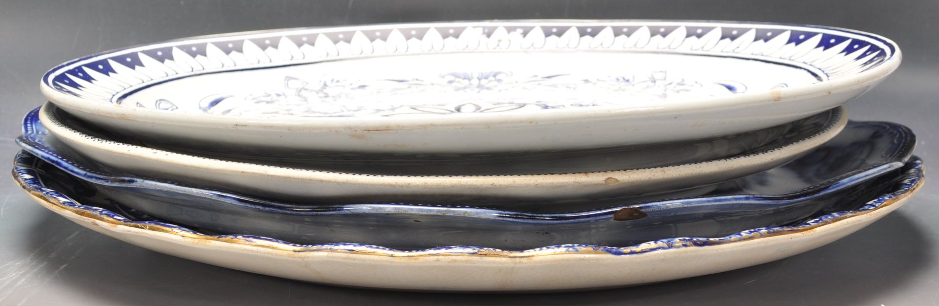 COLLECTION BLUE & WHITE 19TH & 20TH CENTURY MEAT PLATTERS
