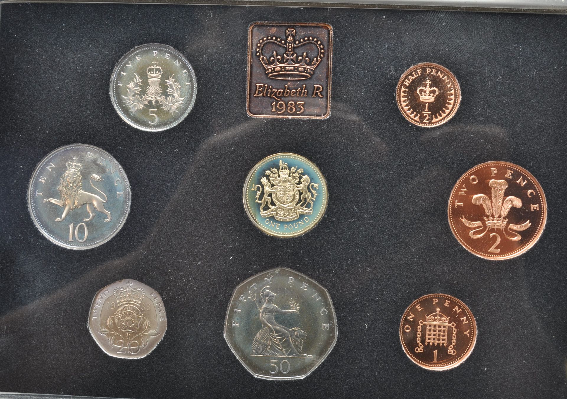 COLLECTION OF UK COMMEMORATIVE COINS - Image 9 of 11