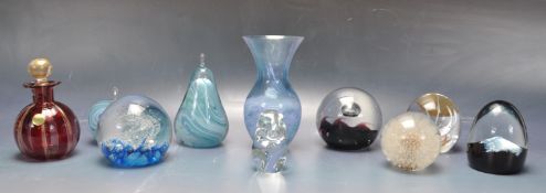 COLLECTION OF VINTAGE STUDIO ART GLASS PAPERWEIGHTS AND GLASS WARE