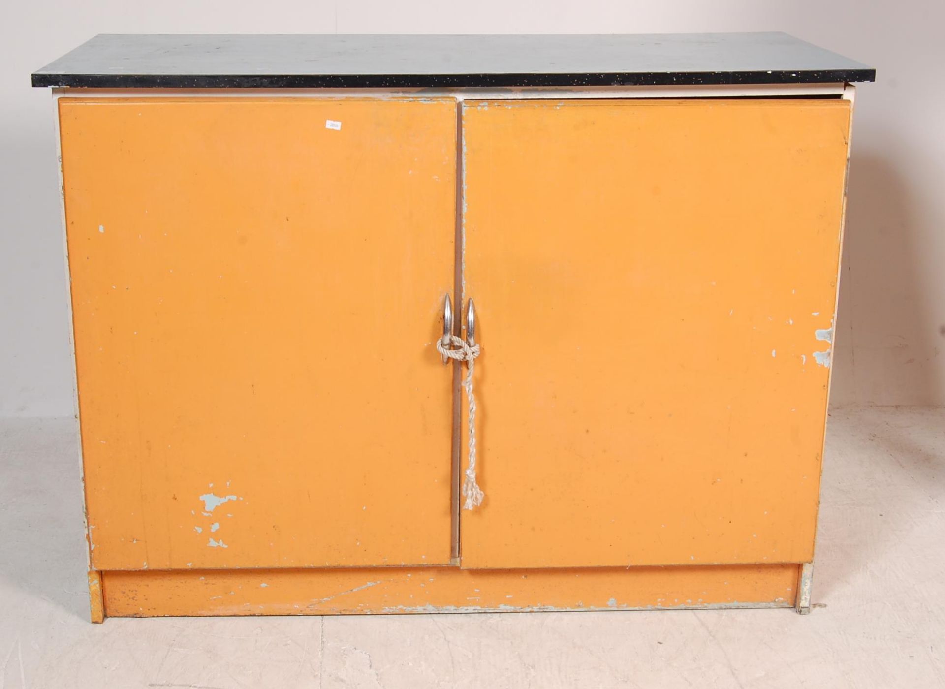 RETRO VINTAGE ORANGE AND BLUE FORMICA KITCHEN DRESSER - Image 2 of 10