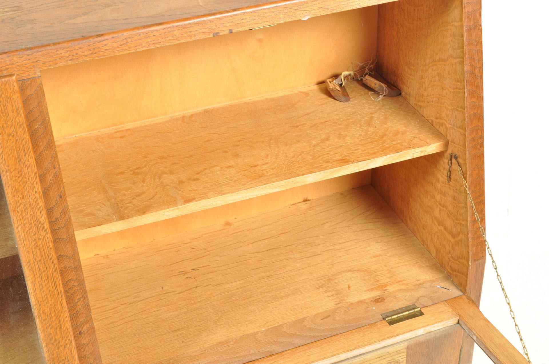 MID 20TH CENTURY DISPLAY CABINET/ BOOKCASE - Image 4 of 9