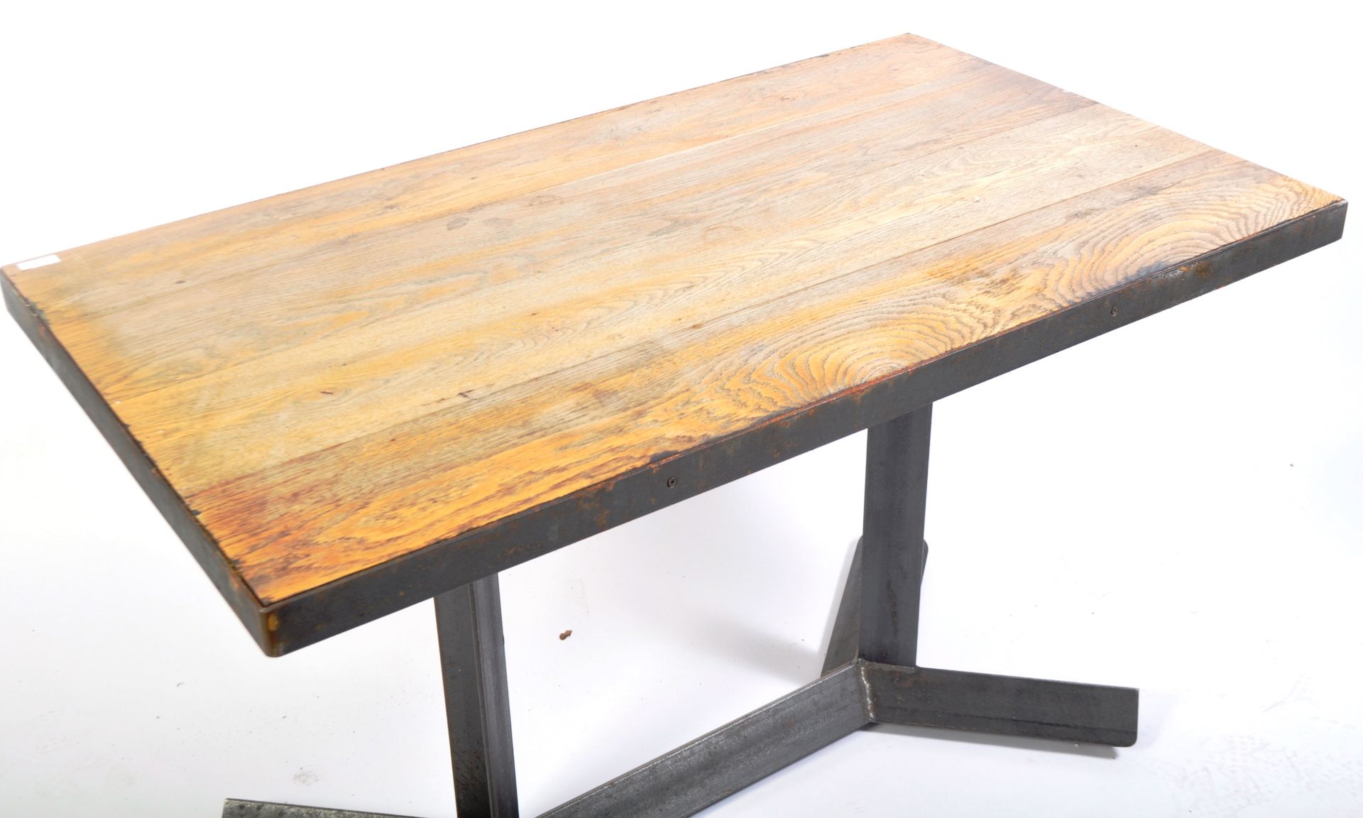 CONTEMPORARY INDUSTRIAL METAL FRAMED DINING TABLE - Bild 3 aus 4