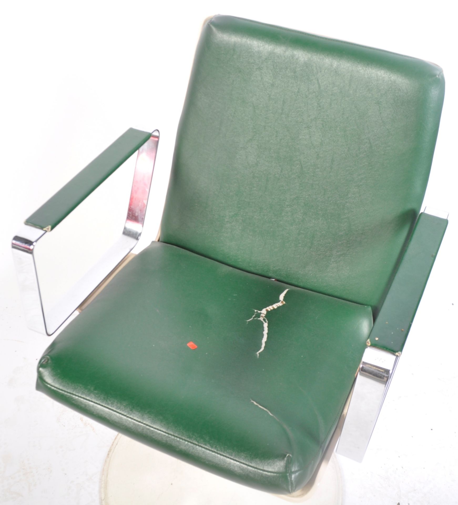 MID CENTURY INDUSTRIAL / MEDICAL ADJUSTABLE ARMCHAIR - Image 4 of 5