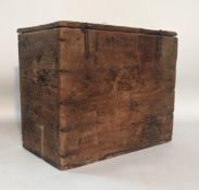 19TH CENTURY VICTORIAN PINE WOODEN BOX