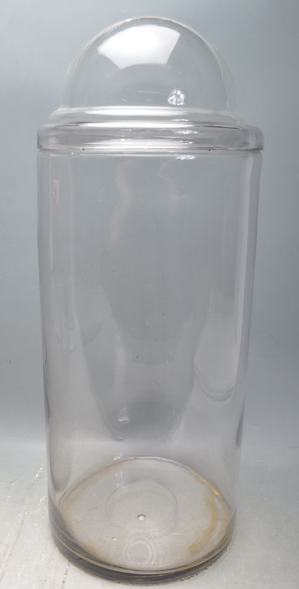 TWO LARGE VINTAGE RETRO 20TH CENTURY CLEAR GLASS CONFECTIONERY JARS - Bild 3 aus 4