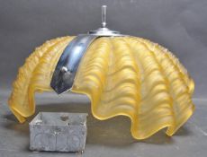 VINTAGE 1950S MID 20TH CENTURY ART DECO LIGHT SHADE