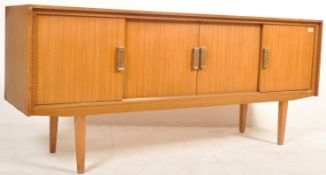 20TH CENTURY CIRCA 1970'S RETRO VINTAGE SIDEBOARD CREDENZA