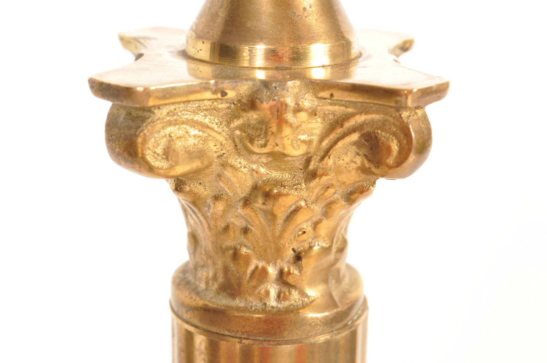 1970S CENTURY VINTAGE CORINTHIAN COLUMN BRASS STANDARD LAMP. - Image 5 of 5