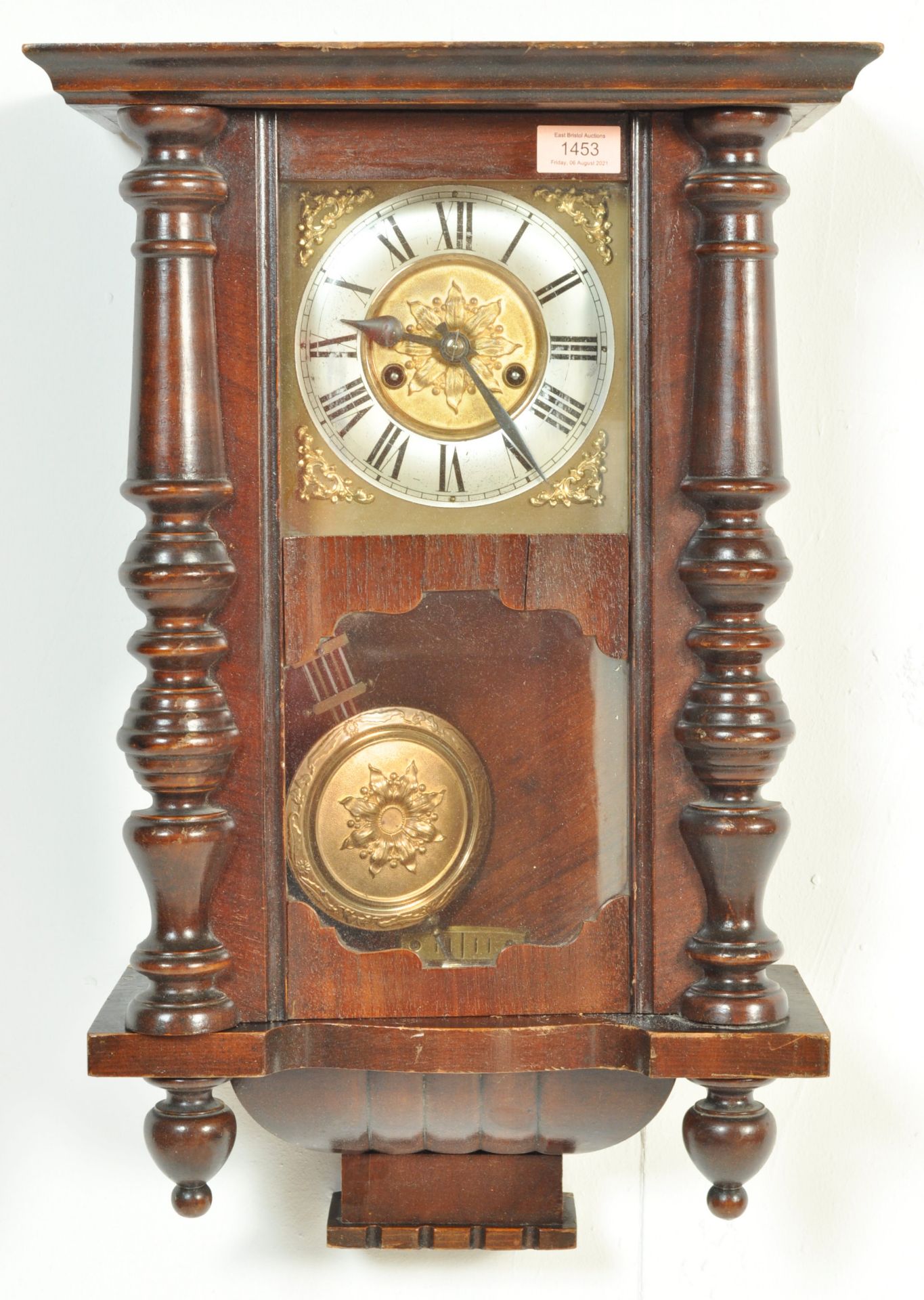 20TH CENTURY MAHOGANY VIENNA CLOCK