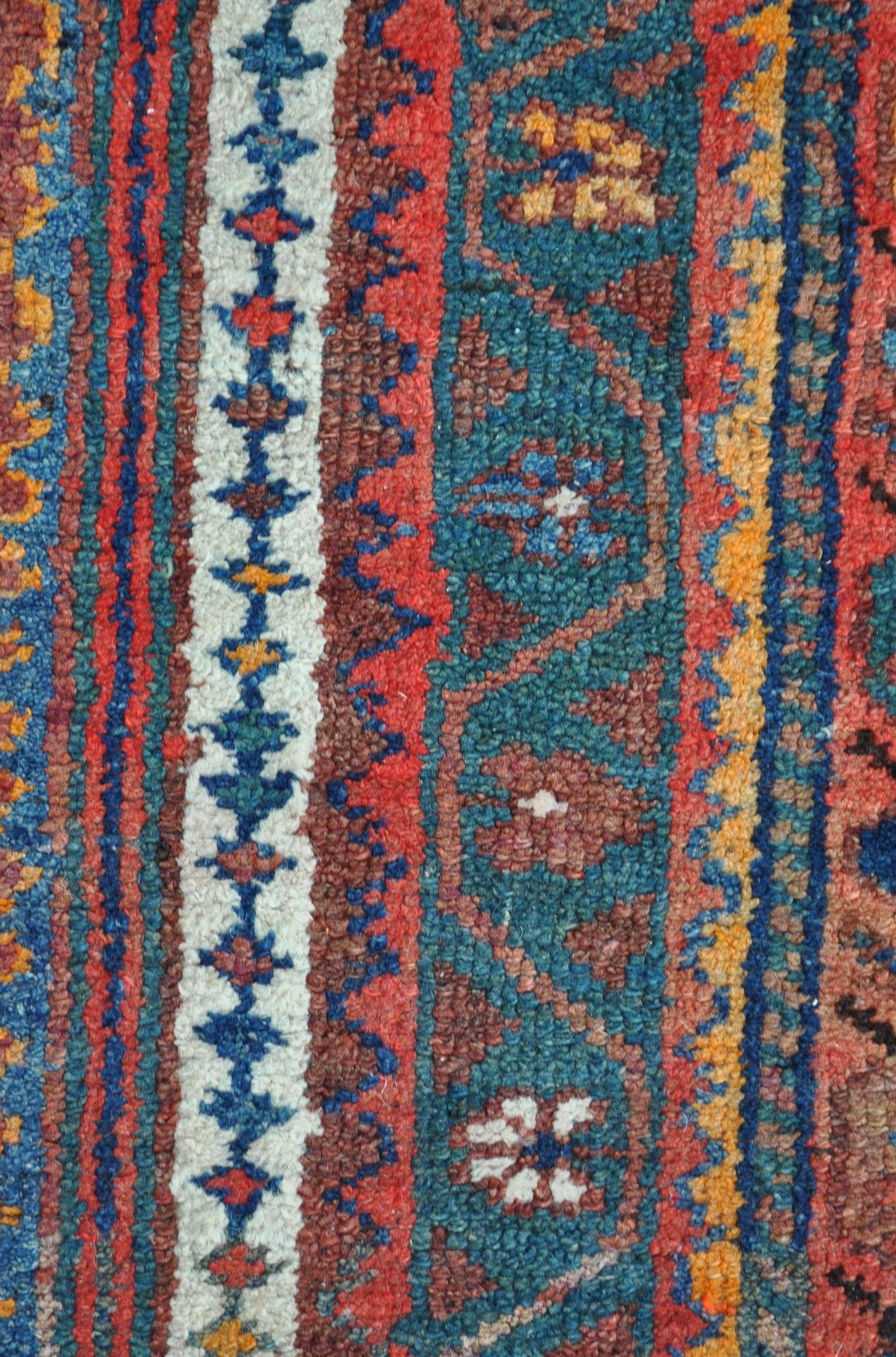 20TH CENTURY PERSIAN ISLAMIC RUG - Bild 3 aus 6