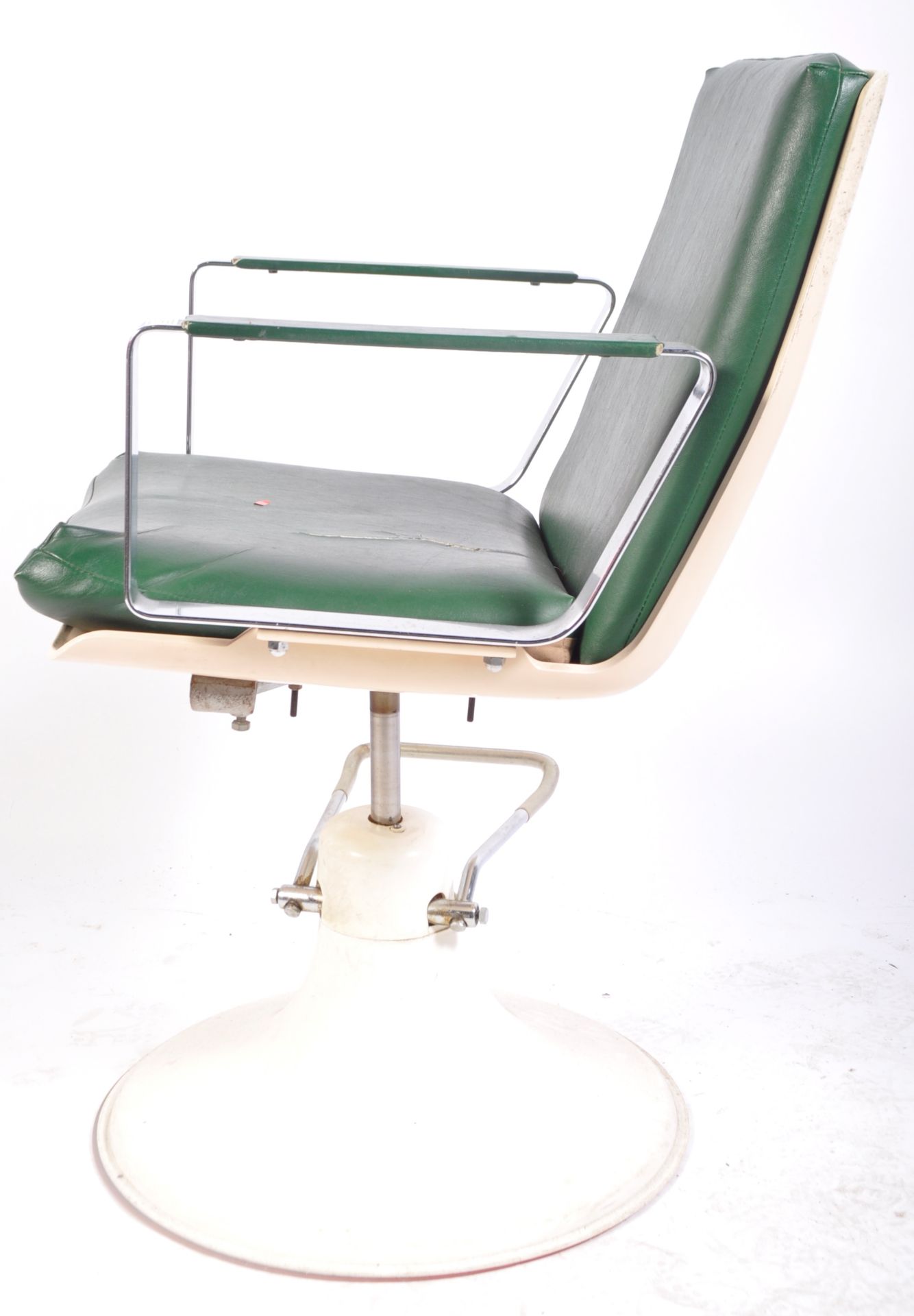 MID CENTURY INDUSTRIAL / MEDICAL ADJUSTABLE ARMCHAIR - Image 5 of 5