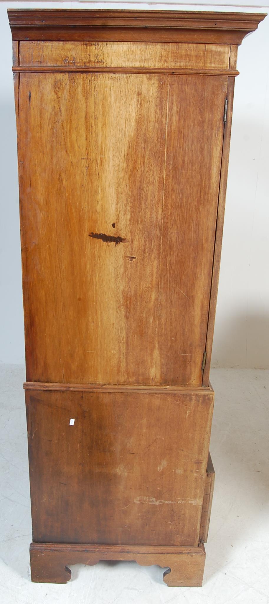 18TH CENTURY GEORGE III MAHOGANY LINEN PRESS - Image 9 of 10