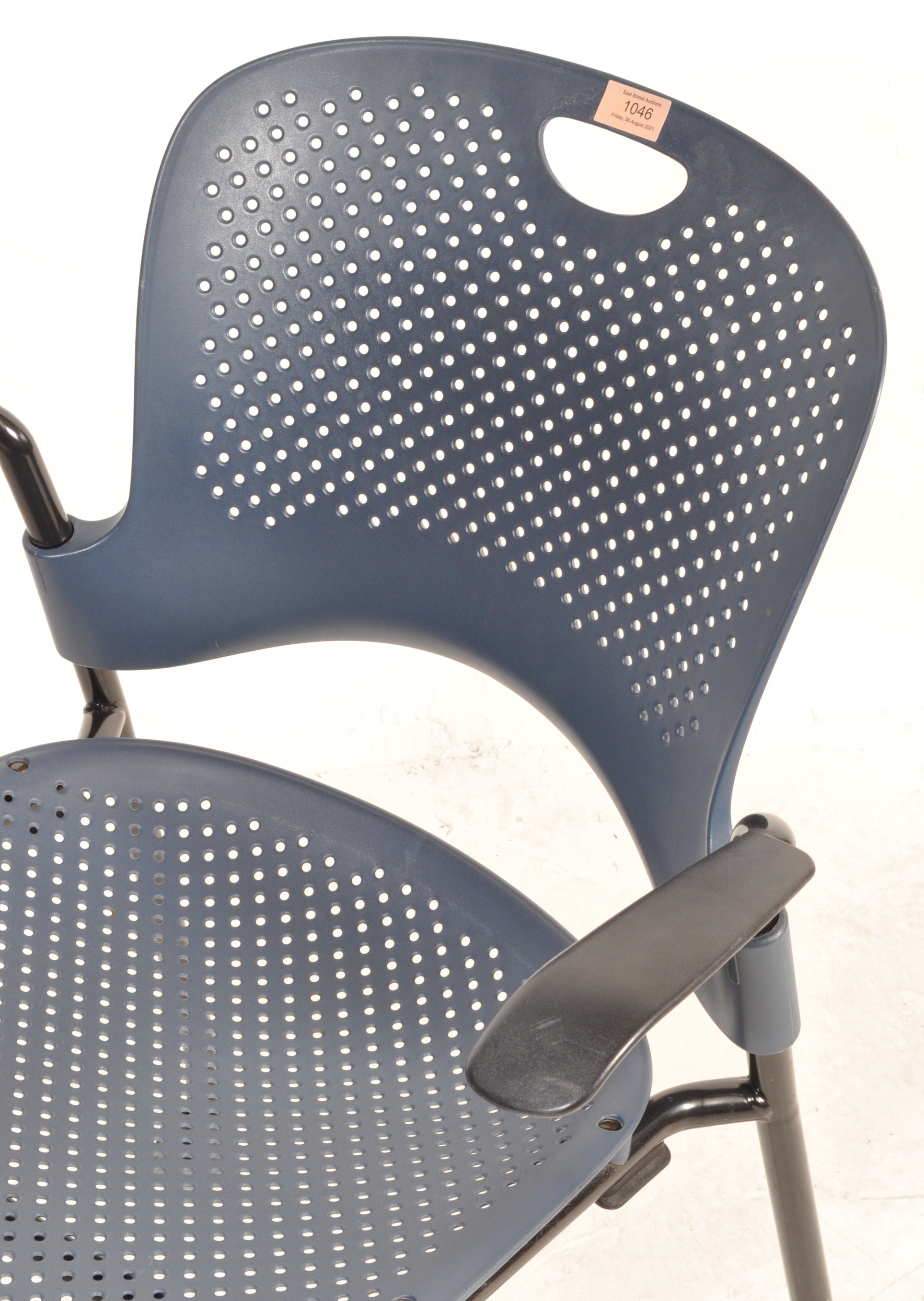 HERMAN MILLER - CAPER - CONTEMPORARY OFFICE CHAIR ON WHEELS - Image 4 of 5