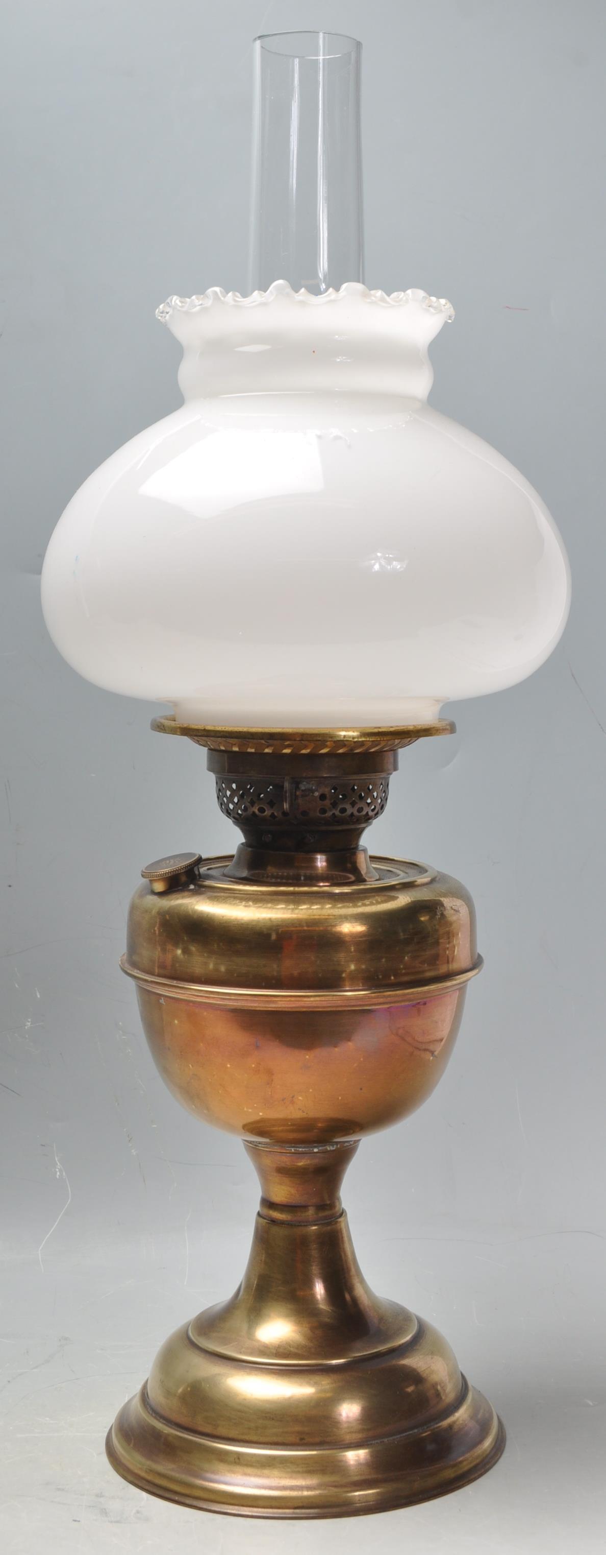 20TH CENTURY BRASS OIL LAMP - Image 2 of 6