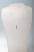 9CT GOLD AND CITRINE PENDANT NECKLACE