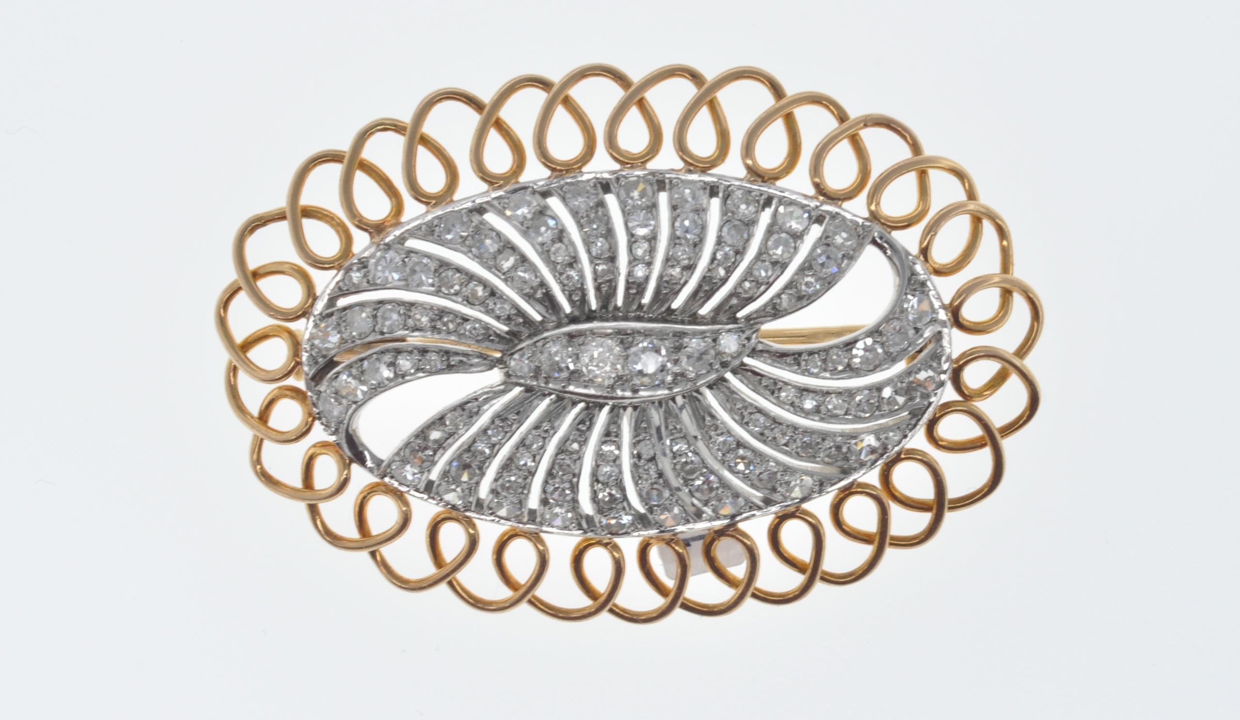 VINTAGE GOLD AND DIAMOND OVAL BROOCH - Image 2 of 6