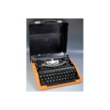 RETRO VINTAGE 1960S TYPEWRITER