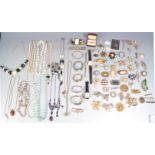 COLLECTION OF VINTAGE MID 20TH CENTURY COSTUME JEWELLERY