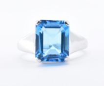 9CT WHITE GOLD AND BLUE TOPAZ RING