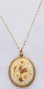 EARLY 20TH CENTURY 15CT GOLD AND CARVED IVORY CANTONESE PENDANT NECKLACE