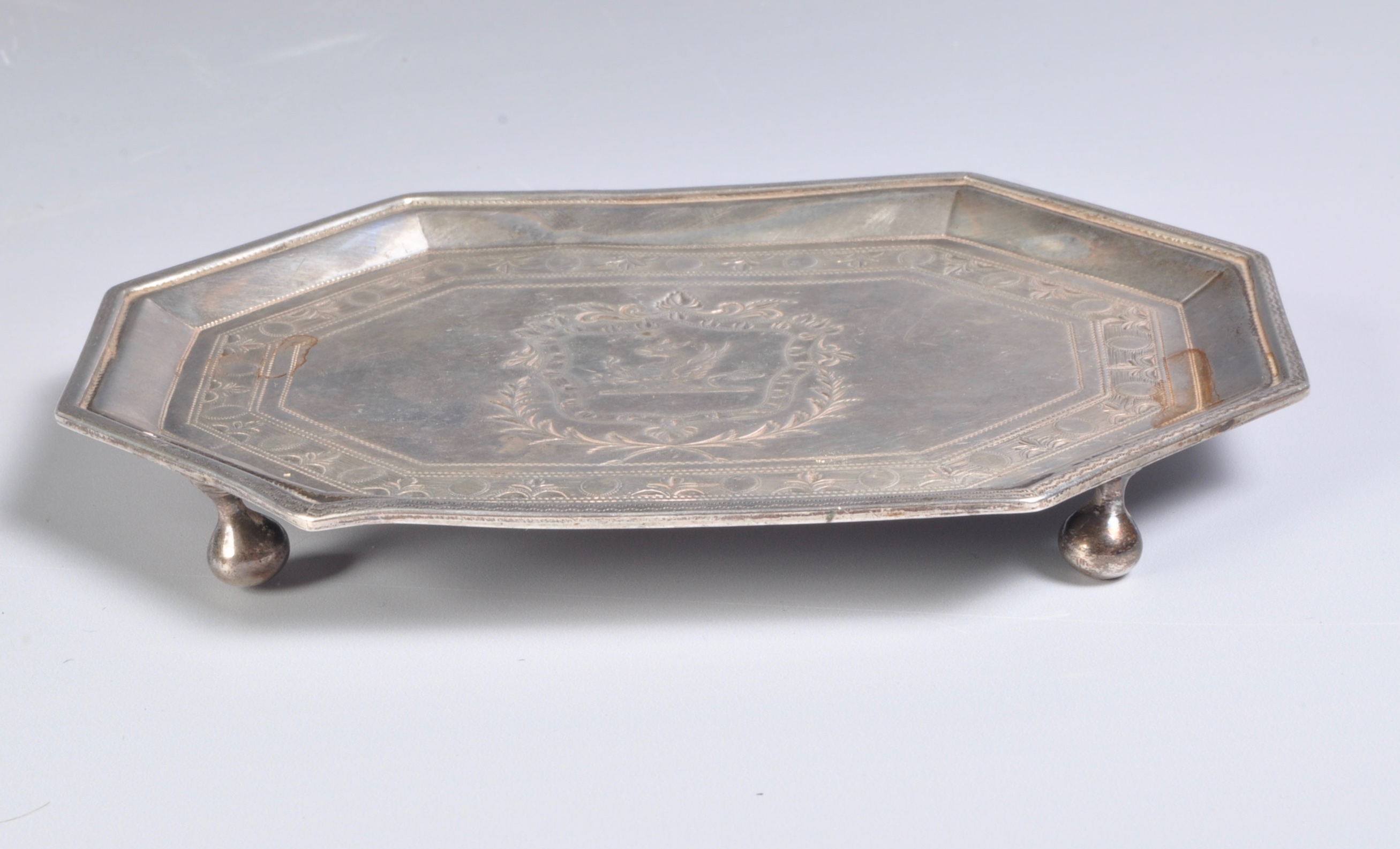 HALLMARKED 19TH CENTURY VICTORIAN SILVER ENGRAVED CARD TRAY. - Image 9 of 11