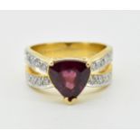 18CT GOLD RHODOLITE GARNET & DIAMOND RING