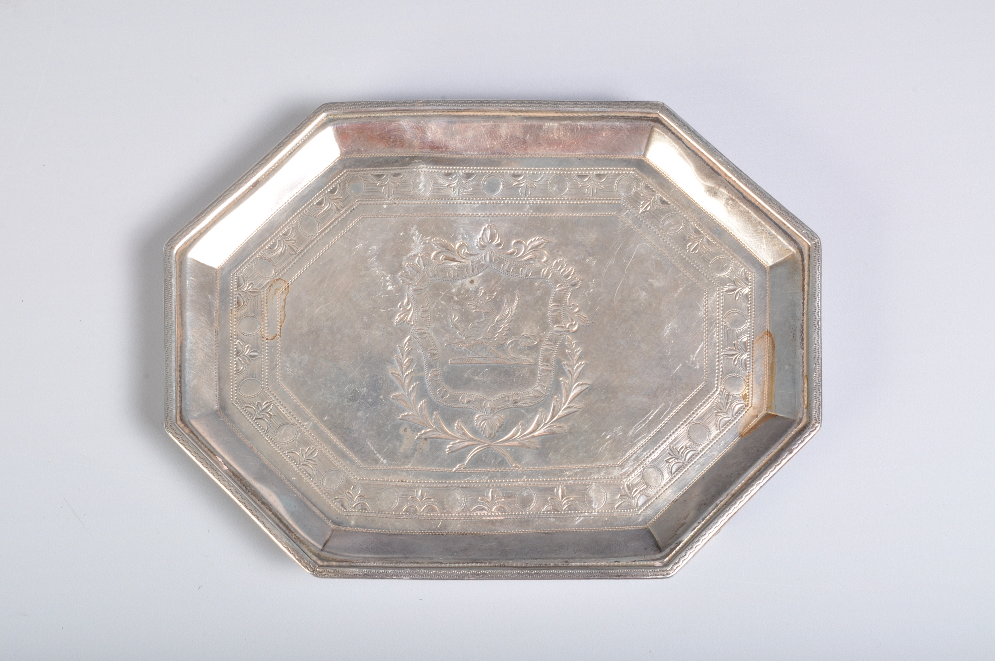 HALLMARKED 19TH CENTURY VICTORIAN SILVER ENGRAVED CARD TRAY. - Image 7 of 11