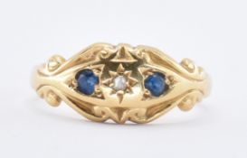 A 18CT GOLD SAPPHIRE & ROSE CUT DIAMOND RING