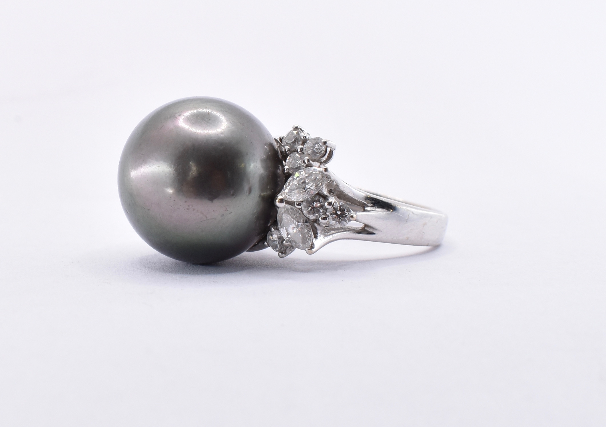 18CT WHITE GOLD TAHITIAN PEARL & DIAMOND COCKTAIL RING - Image 3 of 7