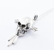 925 SILVER SKULL PENDANT NECKLACE.