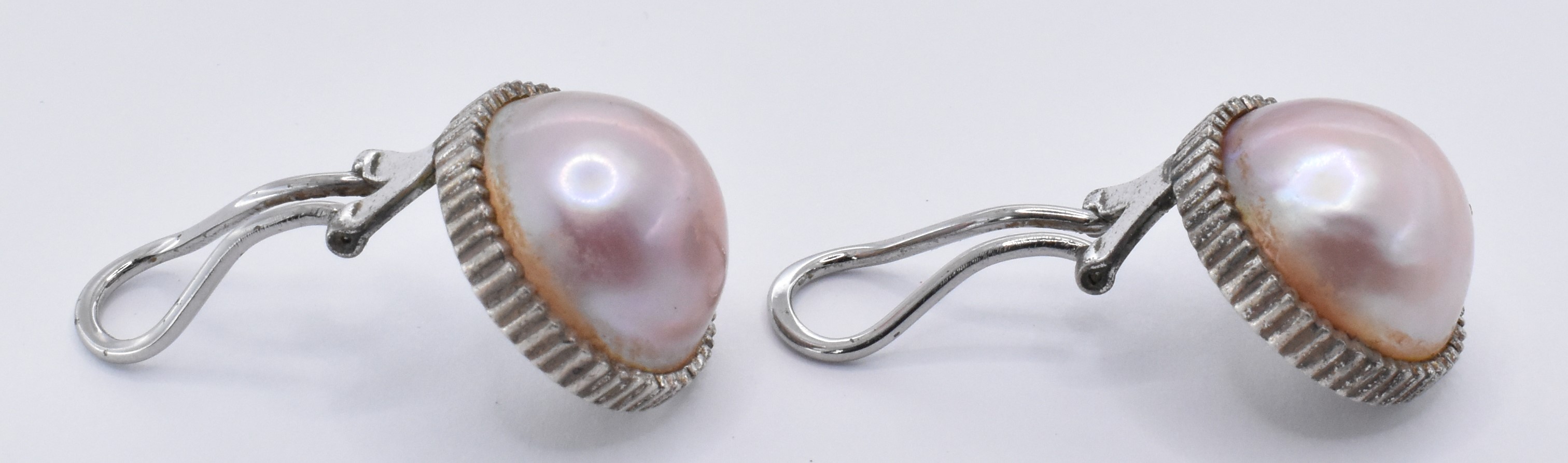 VINTAGE PINK HALF PEARL JEWELLERY SUITE - Image 3 of 7