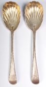 PAIR OF VICTORIAN SILVER SHELL PATTERN SPOONS