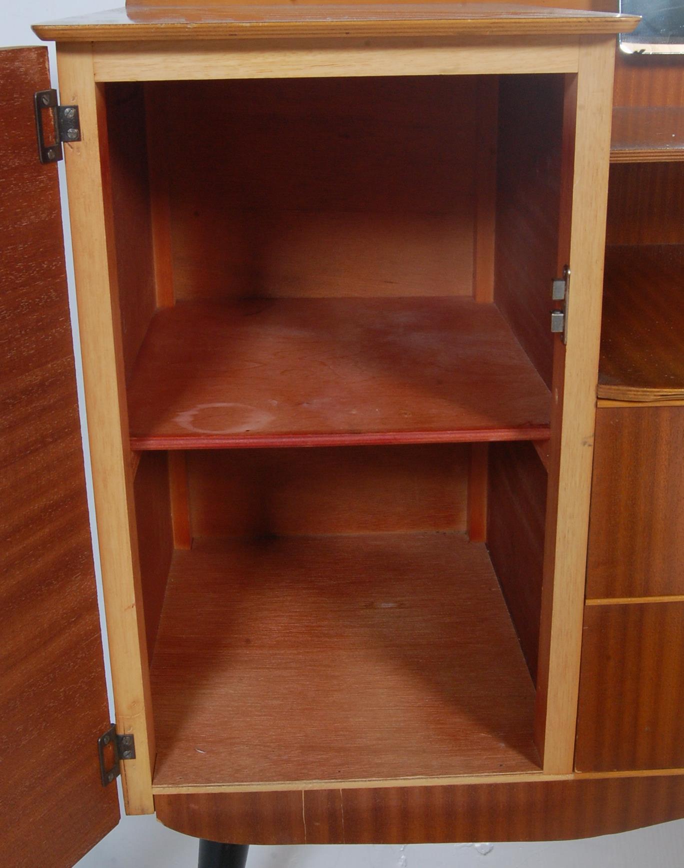 1960'S LIGHT WALNUT THREE PIECE BEDROOM SUITE - Image 10 of 10