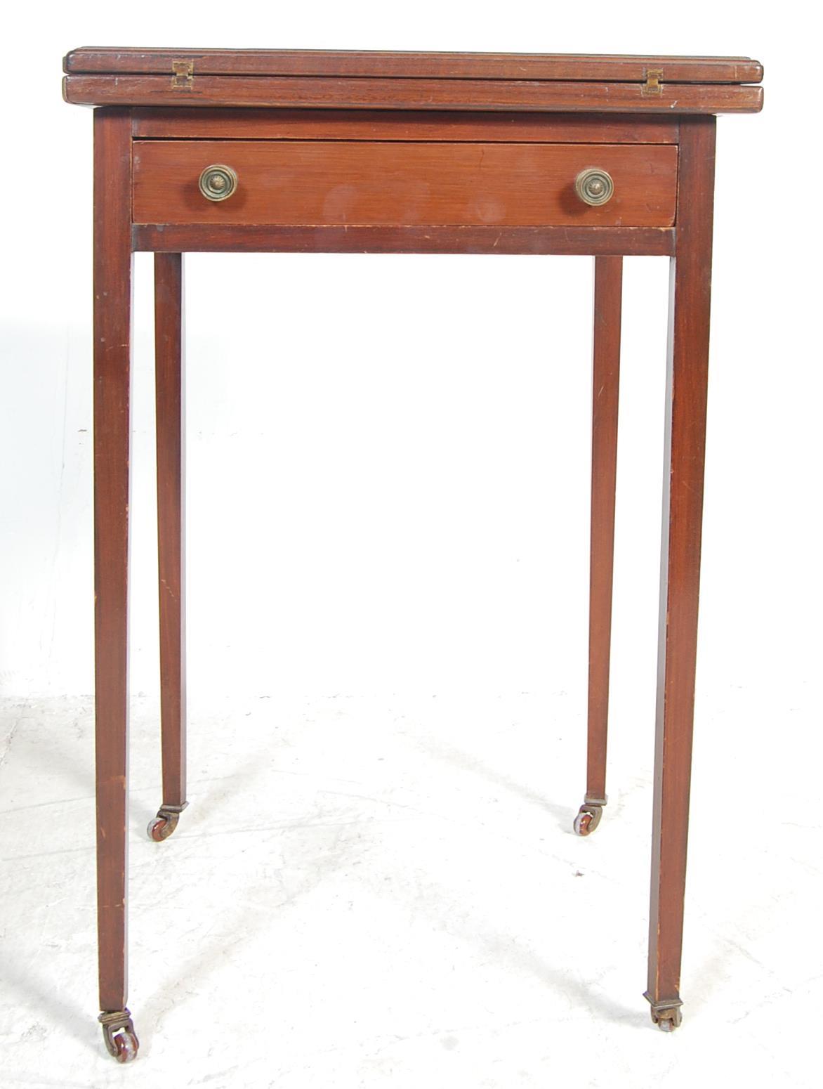 19TH CENTURY VICTORIAN MAHOGANY GAMING TABLE / OCCASIONAL TABLE - Image 5 of 6