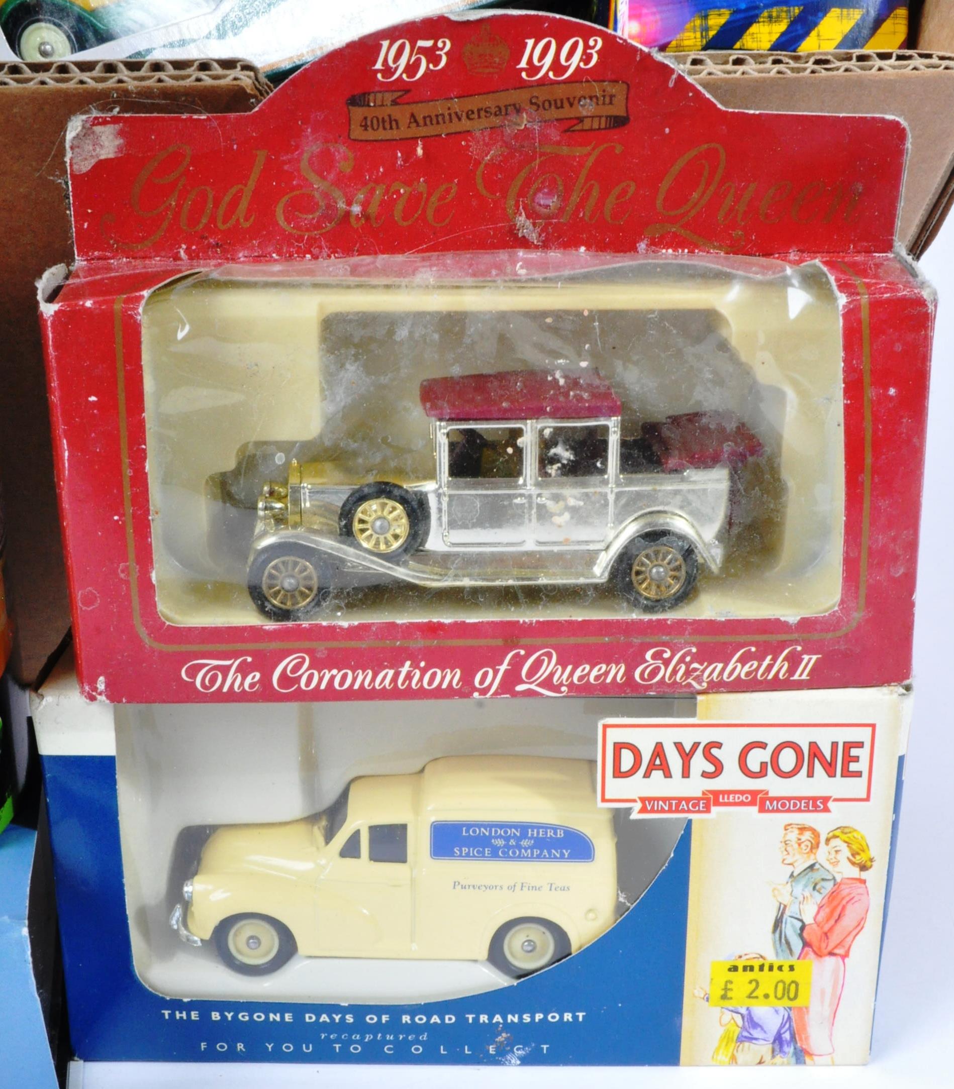 DIECAST - LARGE COLLECTION OF ASSORTED BOXED DIECAST MODELS - Image 4 of 5