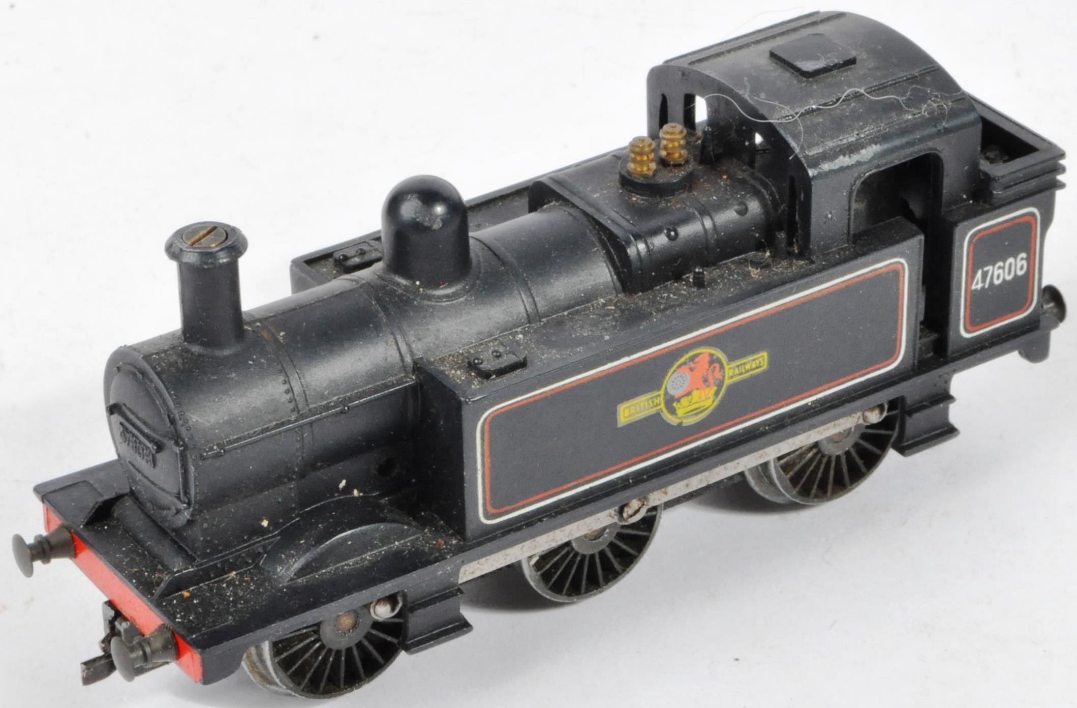 COLLECTION OF HORNBY / TRIANG TRAIN SET LOCOMOTIVE ENGINES - Image 4 of 8