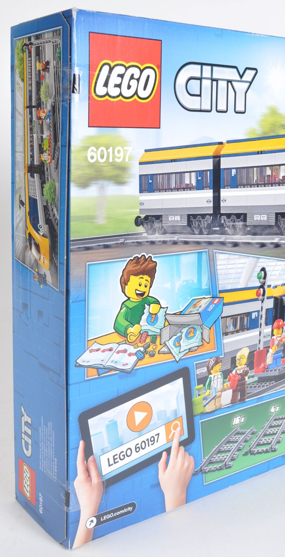 LEGO SET - LEGO CITY - 60197 - PASSENGER TRAIN - Image 4 of 4